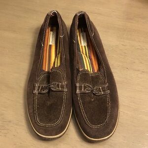 Grasshoppers Brown Suede Loafers Women’s Size 11N